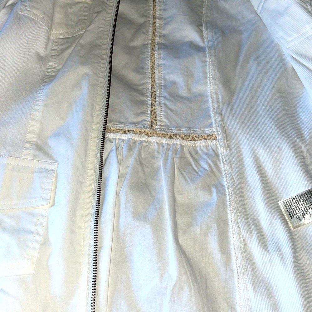ZENERGY by Chico’s.  White Zip-Up Jacket with Lace Trim.  Size 0. - Picture 6 of 6